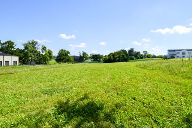 0 Hwy 25 W, Gallatin, TN 37066