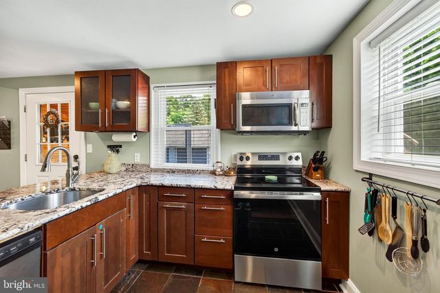 547 LIMERICK CENTER RD, Royersford, PA 19468