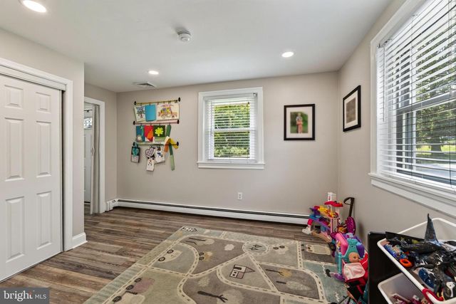 547 LIMERICK CENTER RD, Royersford, PA 19468