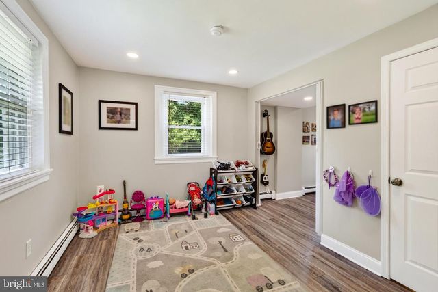 547 LIMERICK CENTER RD, Royersford, PA 19468