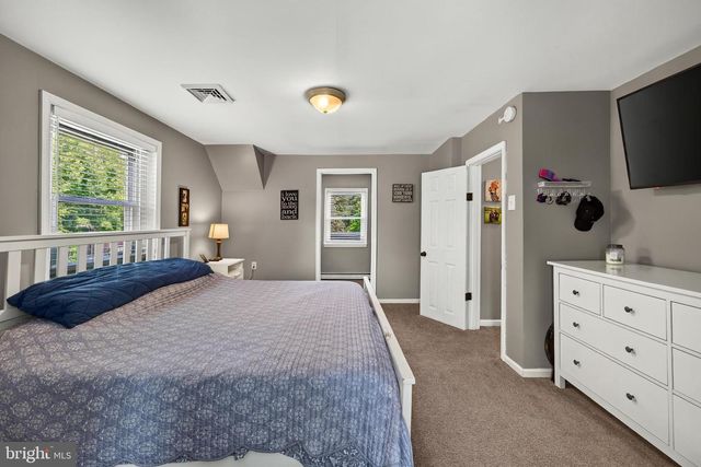 547 LIMERICK CENTER RD, Royersford, PA 19468
