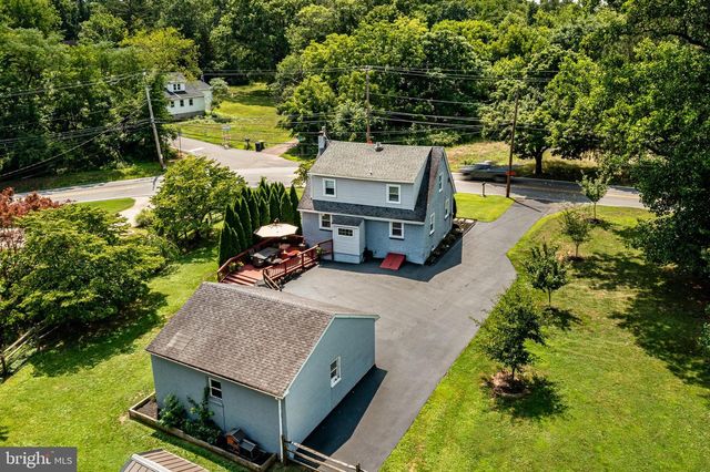 547 LIMERICK CENTER RD, Royersford, PA 19468