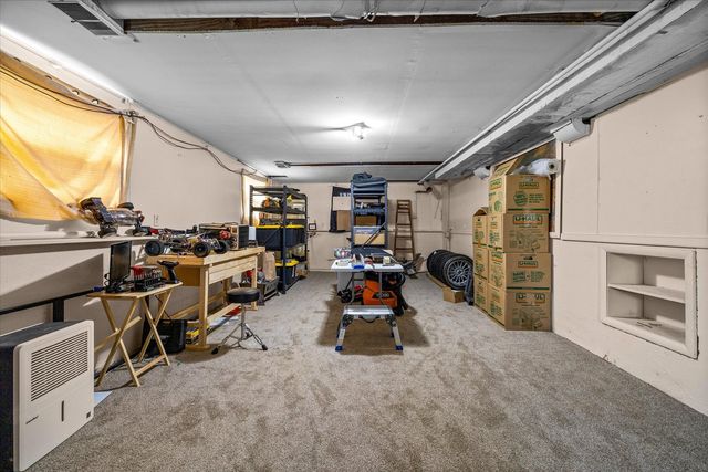 1105 Denver Drive, Carpentersville, IL 60110