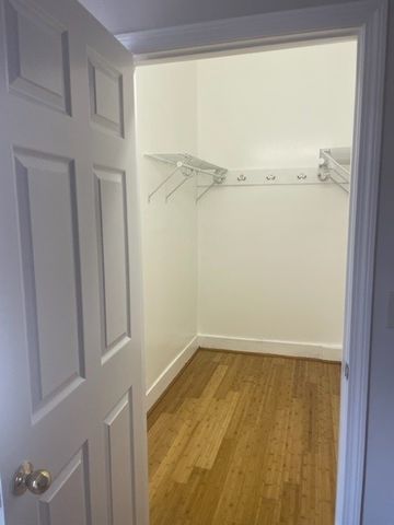 86 Sutton Street, Providence, RI 02903