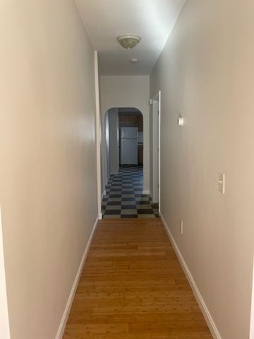 86 Sutton Street, Providence, RI 02903