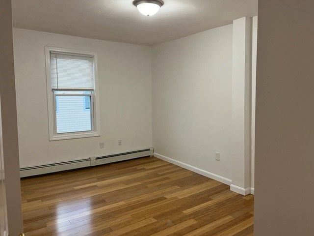 86 Sutton Street, Providence, RI 02903