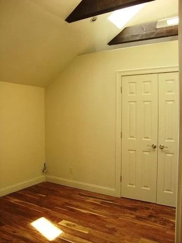 86 Sutton Street, Providence, RI 02903