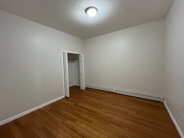 86 Sutton Street, Providence, RI 02903