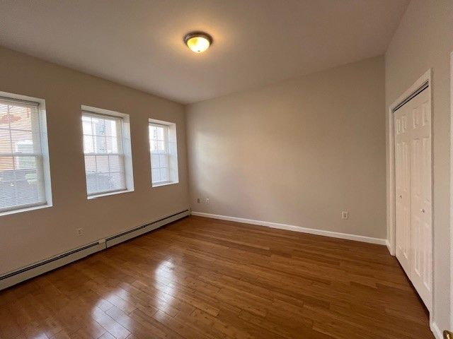 86 Sutton Street, Providence, RI 02903