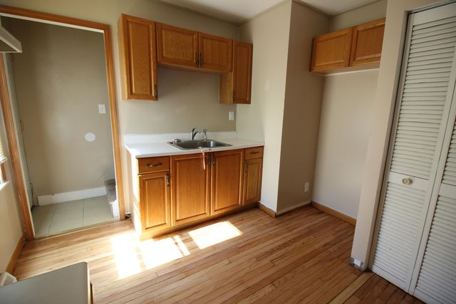 20510 Broadacres Street, Clinton Charter Twp, MI 48035