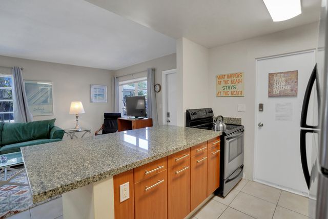 3212 NE 9th A104, Pompano Beach, FL 33062