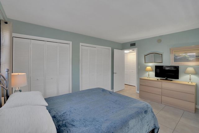 3212 NE 9th A104, Pompano Beach, FL 33062