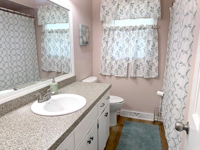 3650 Basswood Drive Sw, Grandville City, MI 49418
