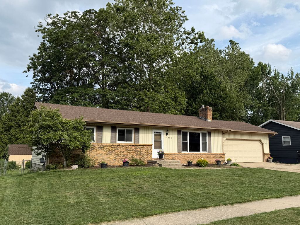 3650 Basswood Drive Sw, Grandville City, MI 49418