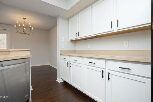 7717 Falcon Rest Circle, Raleigh, NC 27615