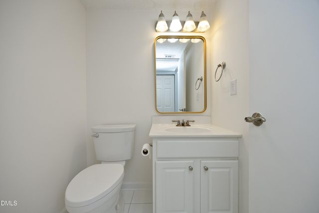 7717 Falcon Rest Circle, Raleigh, NC 27615