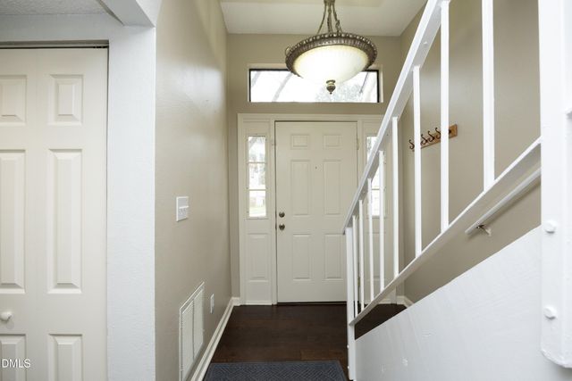 7717 Falcon Rest Circle, Raleigh, NC 27615