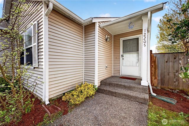 12205 135th Street E, Puyallup, WA 98374