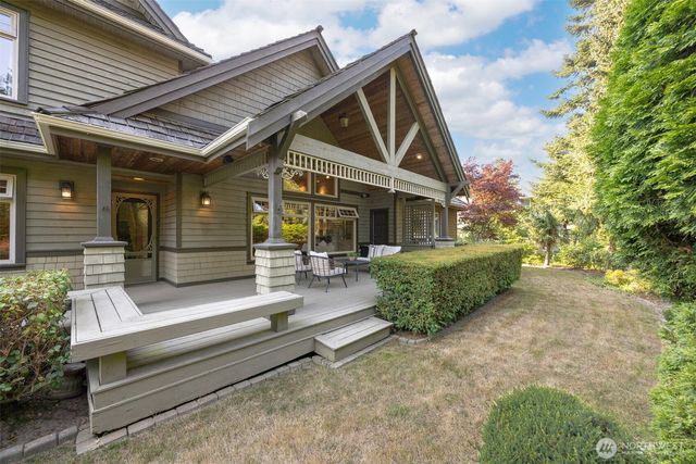 8678 Great Horned Owl Lane, Blaine, WA 98230