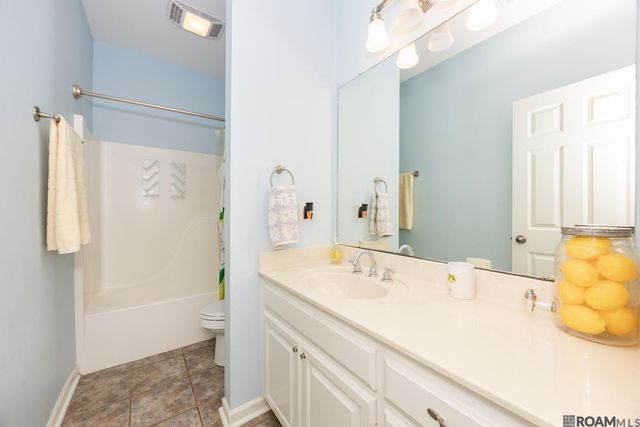 12485 Timberwood Dr, Walker, LA 70785