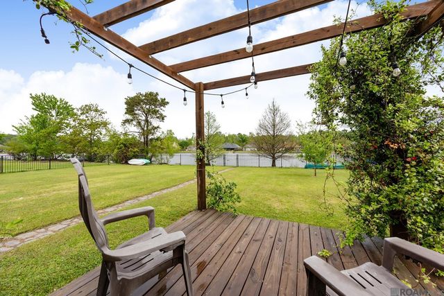 12485 Timberwood Dr, Walker, LA 70785