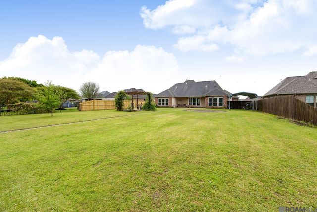 12485 Timberwood Dr, Walker, LA 70785