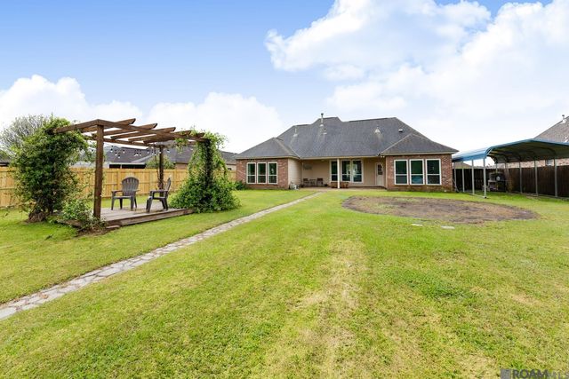 12485 Timberwood Dr, Walker, LA 70785