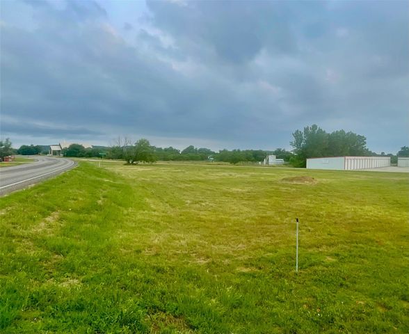 303 N Fm 2353, Possum Kingdom Lake, TX 76449