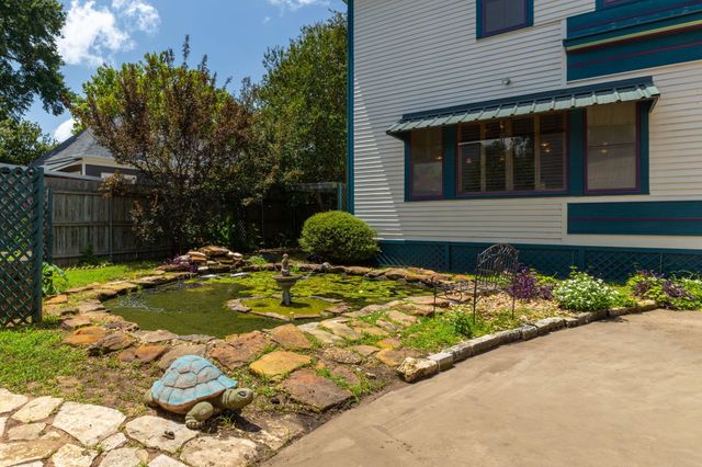 415 Peabody Street, Brenham, TX 77833