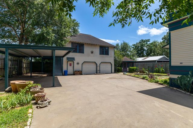 415 Peabody Street, Brenham, TX 77833