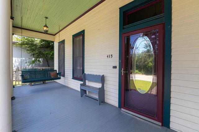 415 Peabody Street, Brenham, TX 77833