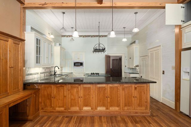 415 Peabody Street, Brenham, TX 77833