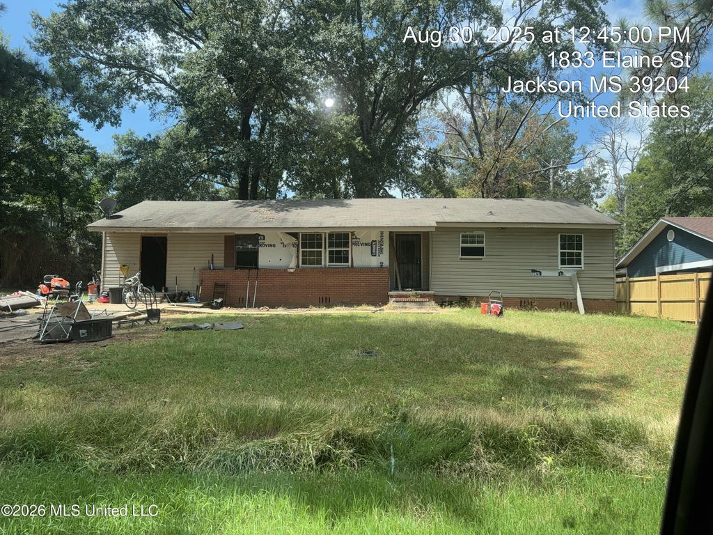 1833 Elaine Street, Jackson, MS 39204