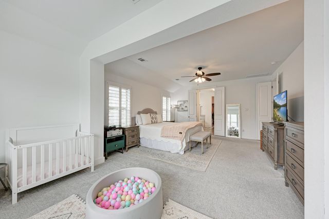 548 Elm Green ST, Hutto, TX 78634