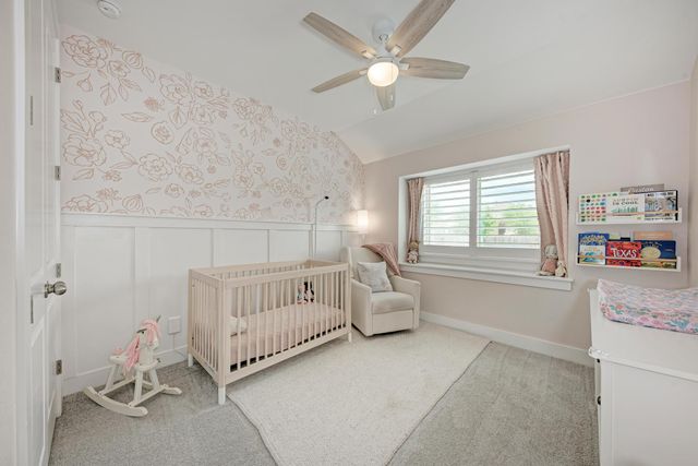 548 Elm Green ST, Hutto, TX 78634