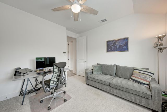 548 Elm Green ST, Hutto, TX 78634