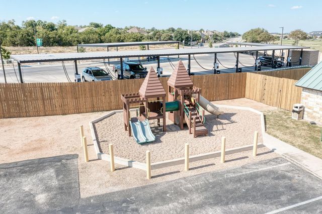 548 Elm Green ST, Hutto, TX 78634
