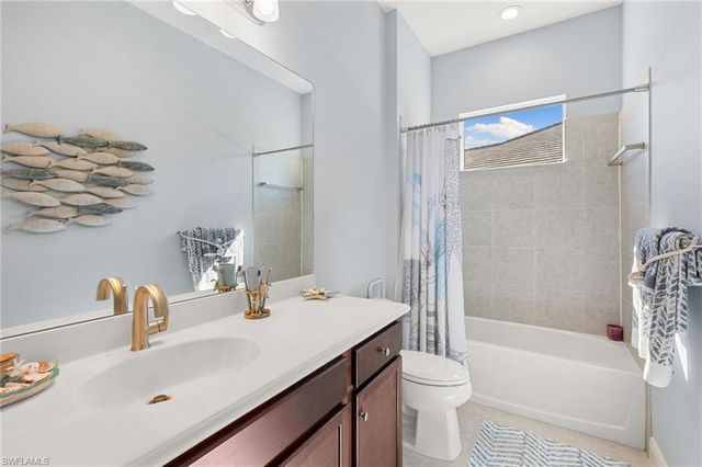 13796 Woodhaven CIR, Fort Myers, FL 33905