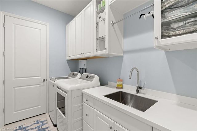 13796 Woodhaven CIR, Fort Myers, FL 33905