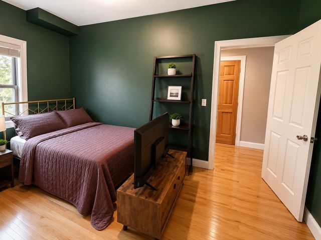 16 Cross Street East 2, Somerville, MA 01245