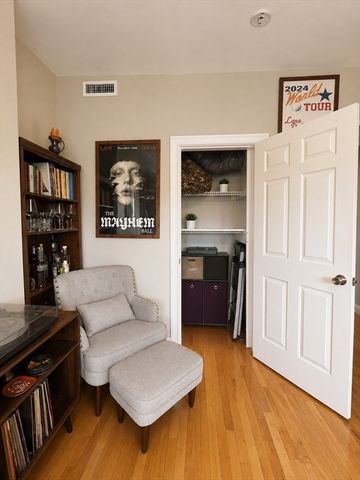 16 Cross Street East 2, Somerville, MA 01245