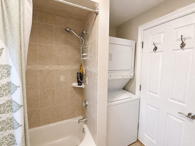 16 Cross Street East 2, Somerville, MA 01245
