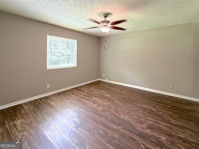 813 Post Oak Circle, Lawrenceville, GA 30046