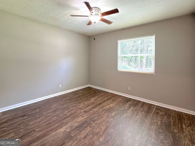 813 Post Oak Circle, Lawrenceville, GA 30046