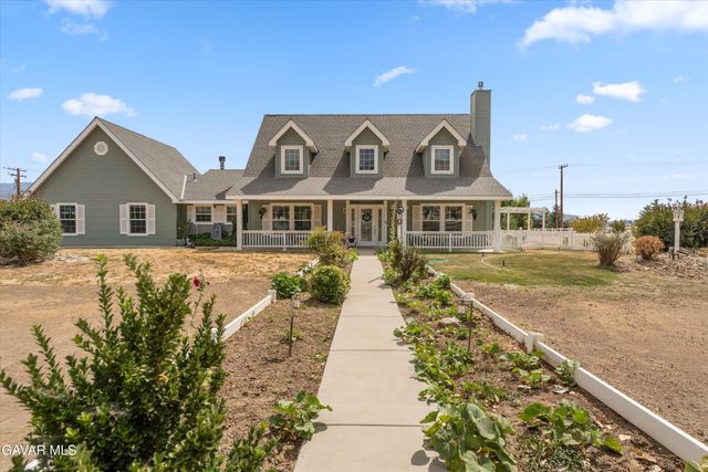 27450 Harness Drive, Tehachapi, CA 93561