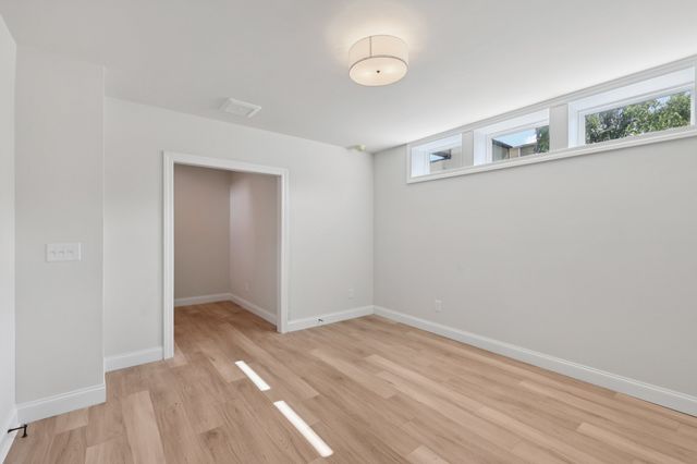 1611 Hampton St, Nashville, TN 37207