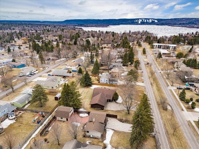 3908 N 21st Street, Superior, WI 54880