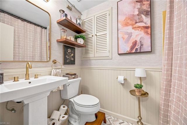 3805 Croonenbergh WAY, Virginia Beach, VA 23452