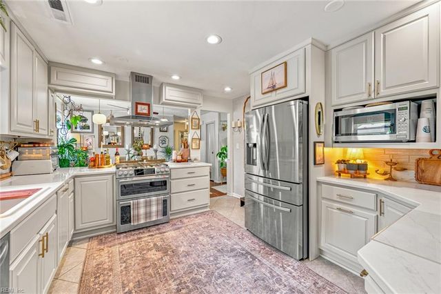 3805 Croonenbergh WAY, Virginia Beach, VA 23452
