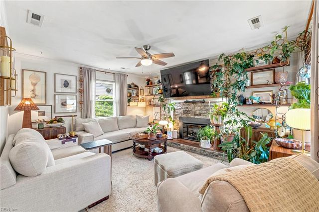 3805 Croonenbergh WAY, Virginia Beach, VA 23452